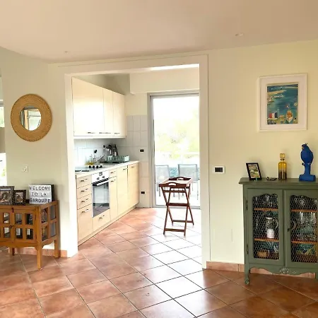 Apartment Cap D'antibes - Garoupe - Pool, Tennis Prive, A 300m De La